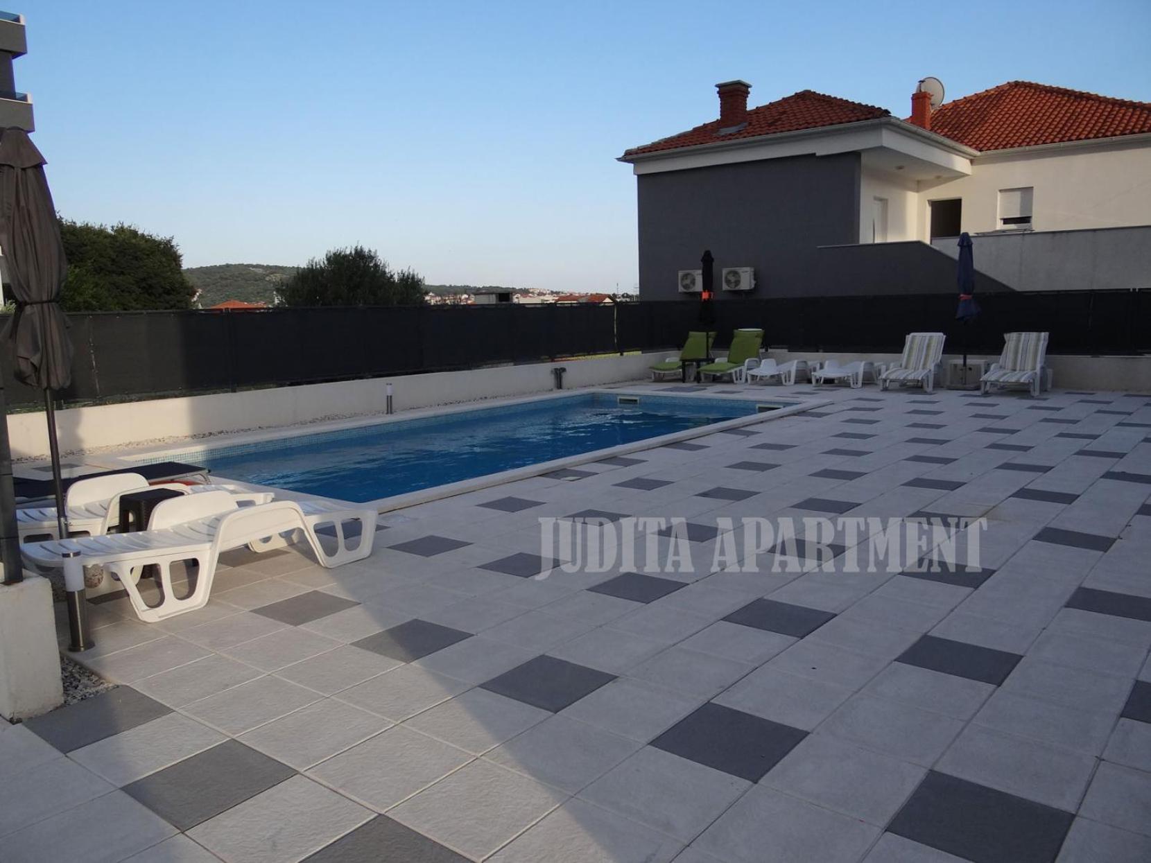 Judita Trogir Exteriér fotografie